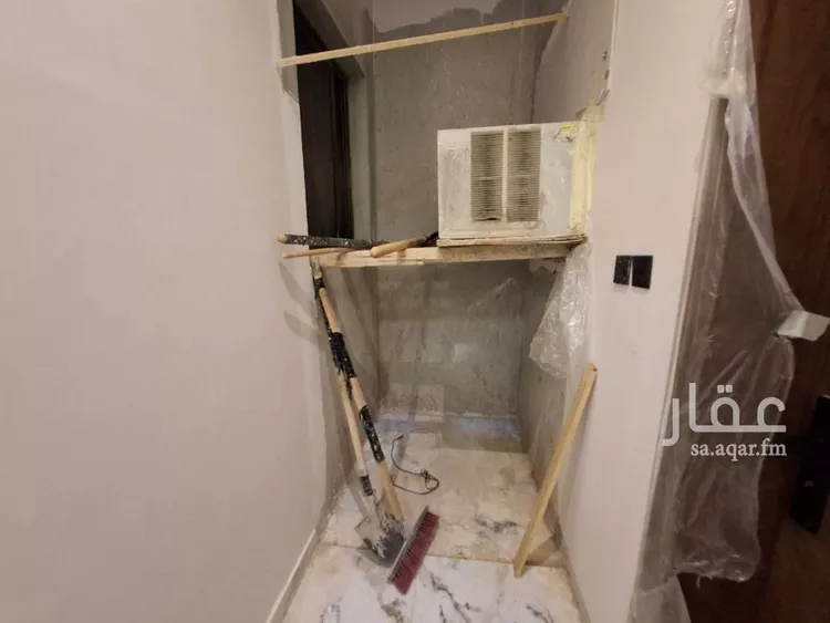 دور للبيع في شارع منصور بن عمار, حي بدر, مدينة الرياض, منطقة الرياض صورة 3