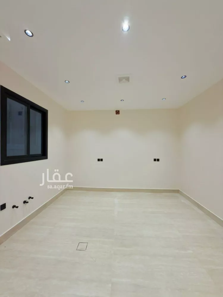 فيلا للبيع في شارع أبي لبيد البجلي, حي بدر, مدينة الرياض, منطقة الرياض صورة 3