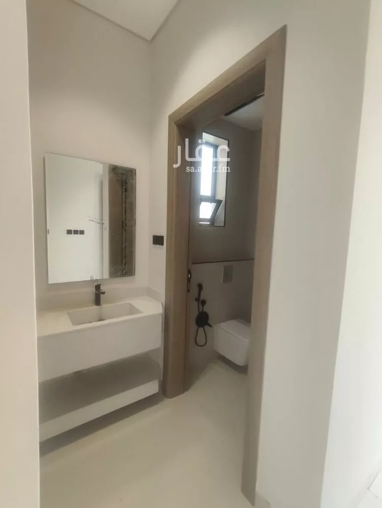 دور للبيع في شارع فرزان, حي السويدي, مدينة الرياض, منطقة الرياض صورة 4
