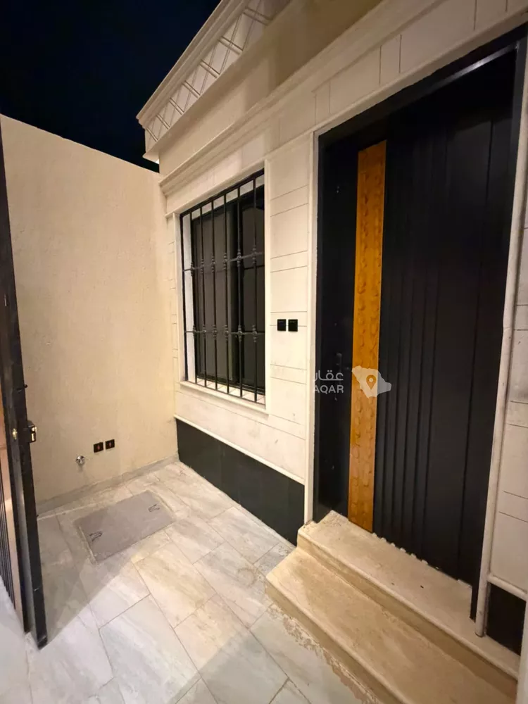 فيلا للبيع في شارع ابن خزرج, حي العريجاء الغربي, مدينة الرياض, منطقة الرياض 15