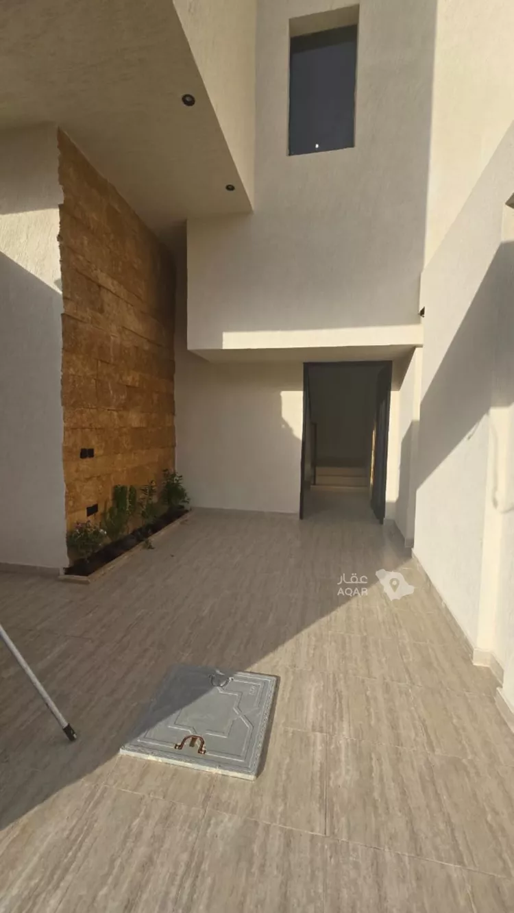 فيلا للبيع في شارع النويبع, حي العريجاء الأوسط, مدينة الرياض, منطقة الرياض 6