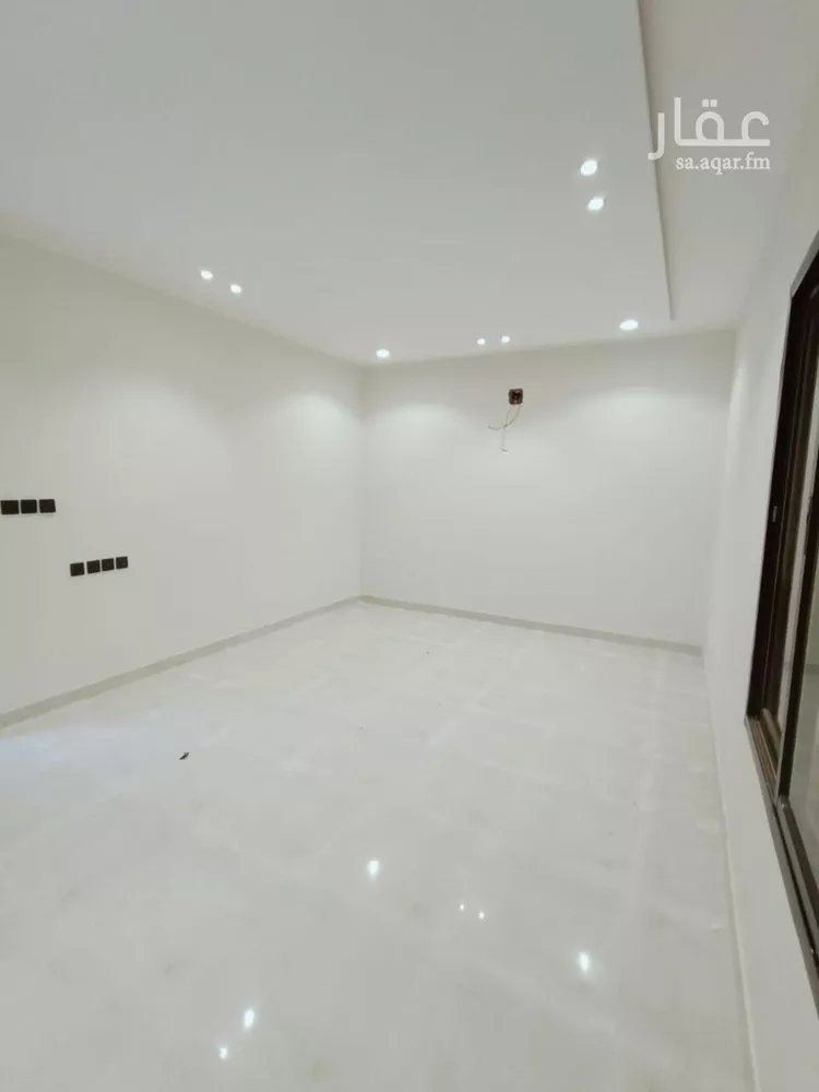 شقة للبيع في شارع عبدالله الدارمي, حي عكاظ, مدينة الرياض, منطقة الرياض صورة 4