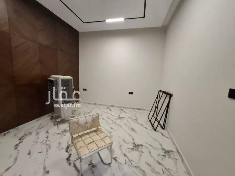 دور للبيع في شارع منصور بن عمار, حي بدر, مدينة الرياض, منطقة الرياض صورة 4