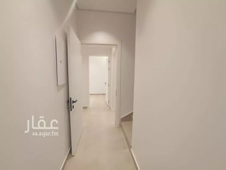 دور للبيع في شارع محمد بن عوجان, حي الحزم, مدينة الرياض, منطقة الرياض صورة 5