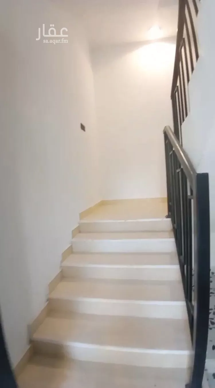 دور للبيع في شارع الأحنف بن قيس, حي الحزم, مدينة الرياض, منطقة الرياض صورة 5