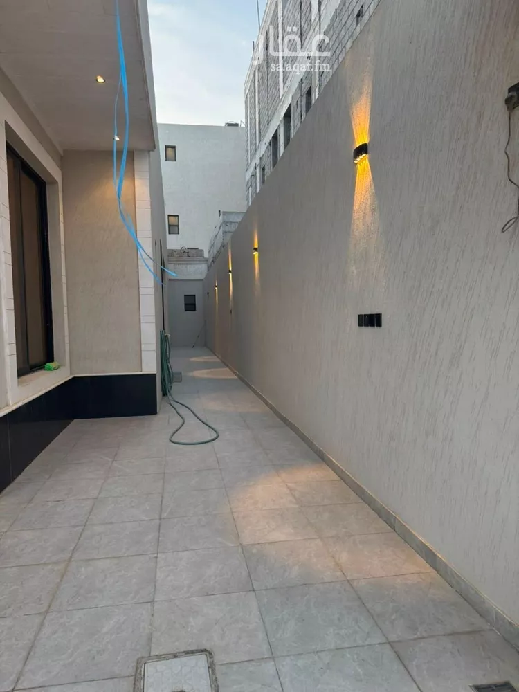 دور للبيع في شارع جولاء, حي الجنادرية, مدينة الرياض, منطقة الرياض 13