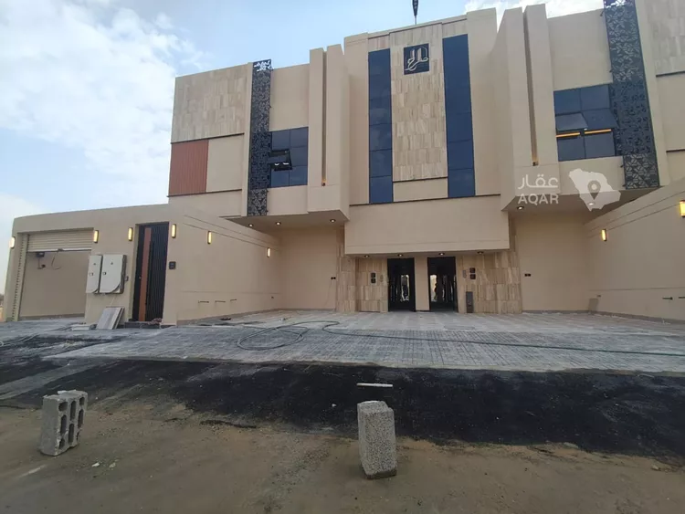 Floor for Sale in Riyadh Dirab