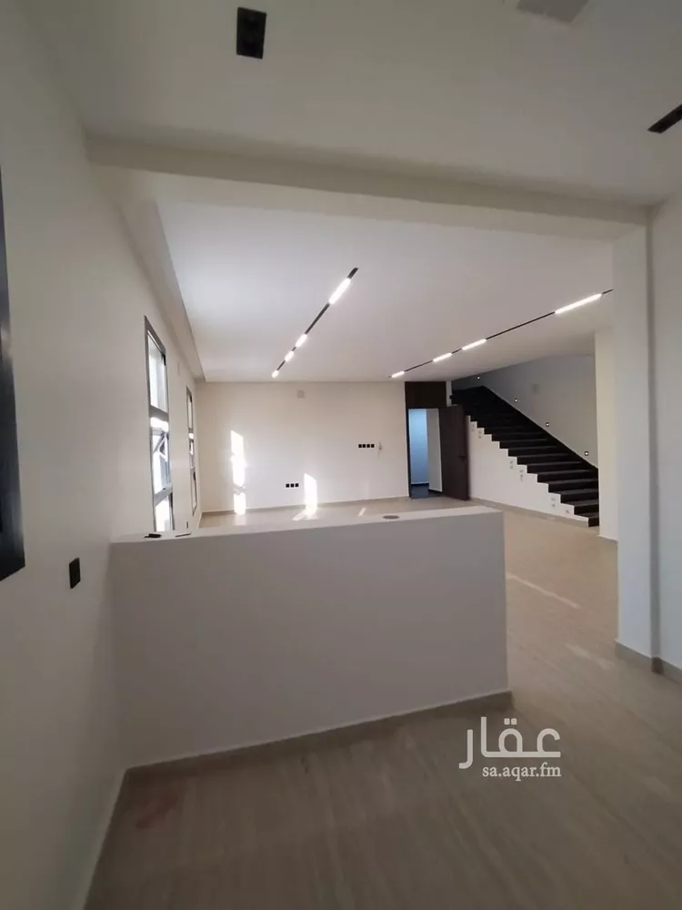 فيلا للبيع في شارع ظهيرة القرشي, حي السويدي الغربي, مدينة الرياض, منطقة الرياض صورة 4