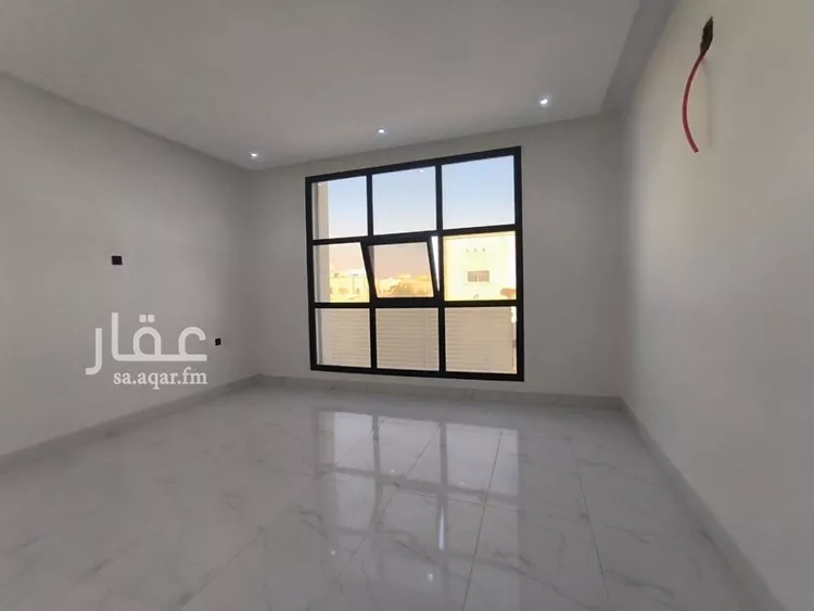 دور للبيع في شارع ابن الحكيم, حي العريجاء الغربي, مدينة الرياض, منطقة الرياض صورة 2