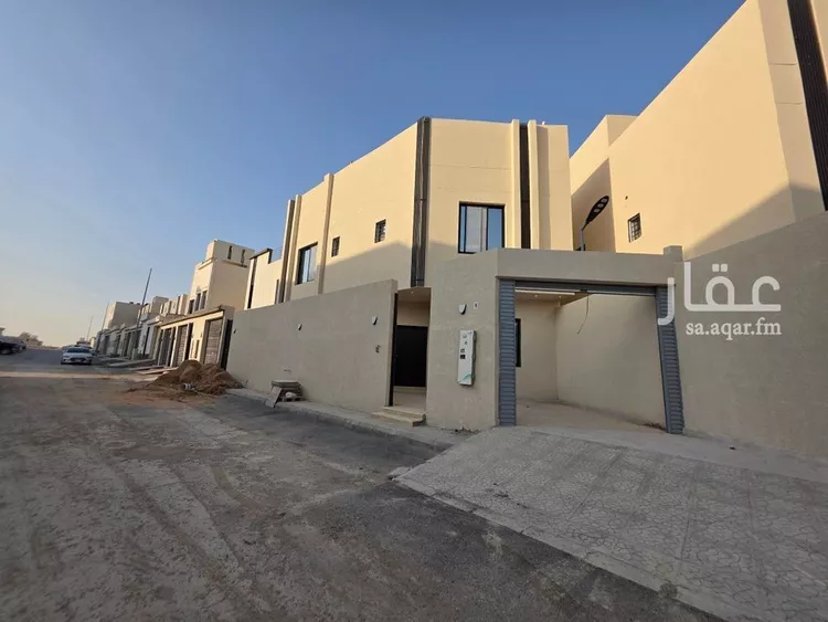 فيلا للبيع في شارع عبدالله السديس, حي بدر, مدينة الرياض, منطقة الرياض 8