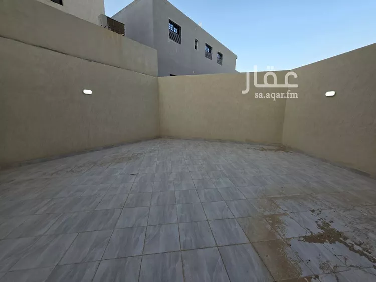 دور للبيع في شارع عبدالله السديس, حي بدر, مدينة الرياض, منطقة الرياض 8