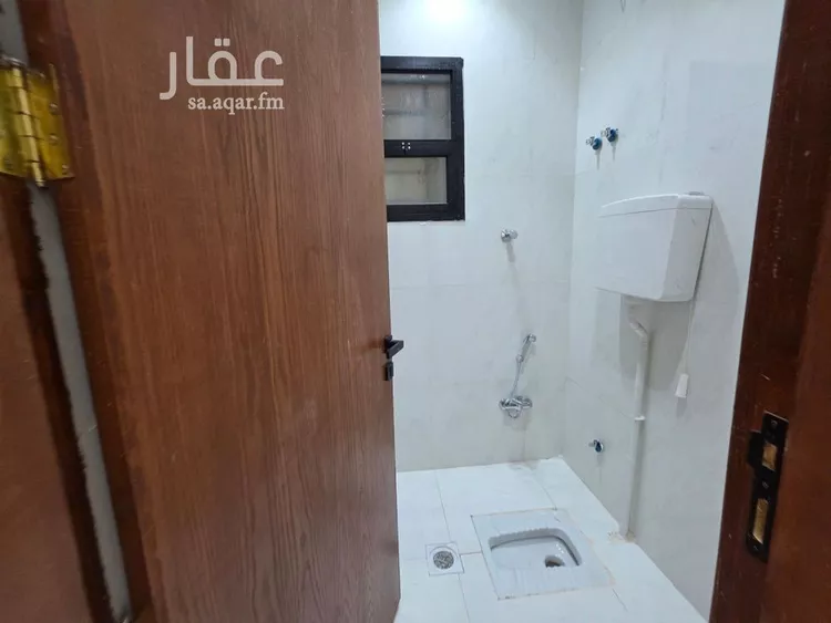 دور للبيع في شارع عبدالله السديس, حي بدر, مدينة الرياض, منطقة الرياض 9