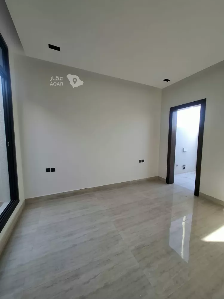 شقة للبيع في شارع رجاء بن حيوة, حي السويدي الغربي, مدينة الرياض, منطقة الرياض صورة 2
