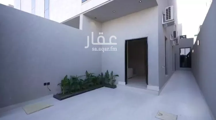Floor for Sale in Riyadh Okaz صورة 5
