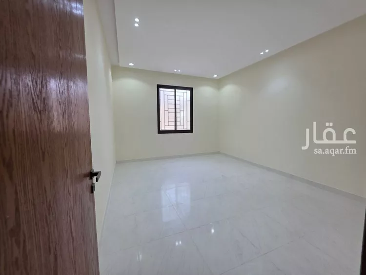 Floor for Sale in Riyadh Badr 8