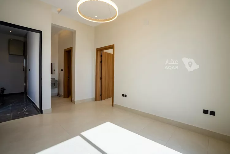 شقة للبيع في شارع عبدالله بن عقيل, حي ظهرة البديعة, مدينة الرياض, منطقة الرياض 5