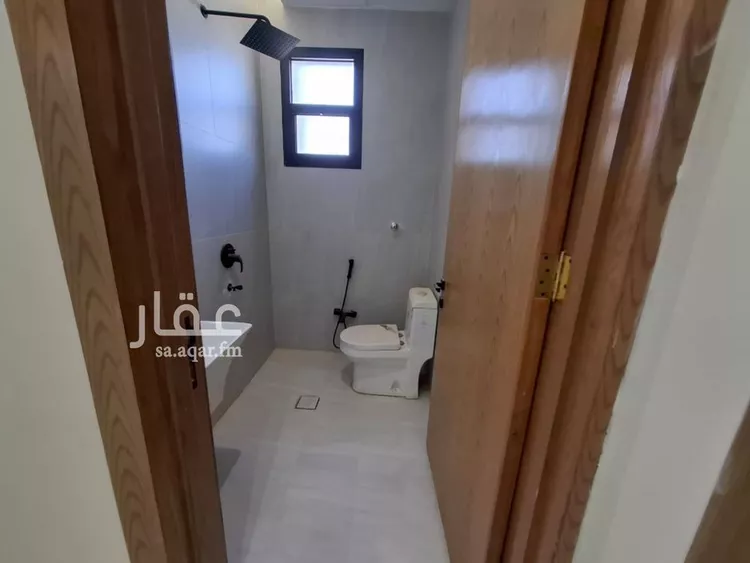 فيلا للبيع في شارع أبي البركات الجمال, حي العريجاء الأوسط, مدينة الرياض, منطقة الرياض صورة 2