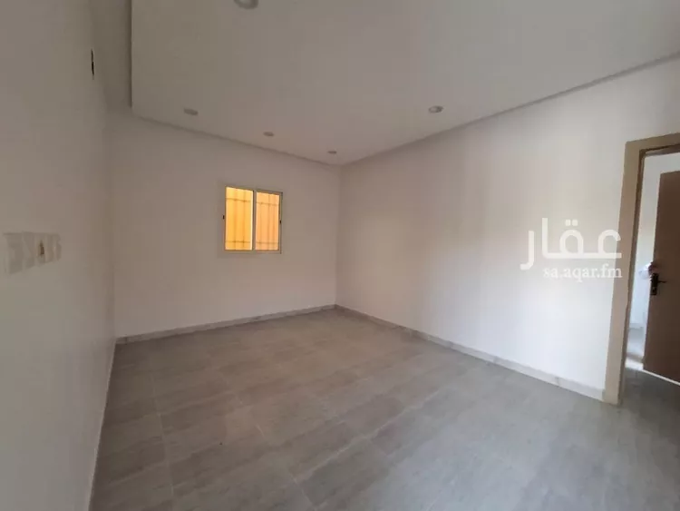 دور للبيع في شارع الخزيمي, حي البرية, مدينة الرياض, منطقة الرياض صورة 2