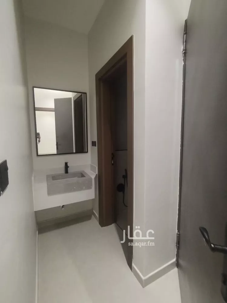 دور للبيع في شارع المرات, حي بدر, مدينة الرياض, منطقة الرياض صورة 4