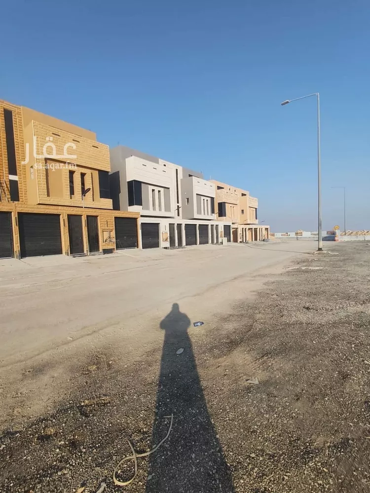 دور للبيع في شارع الواثق, حي طويق, مدينة الرياض, منطقة الرياض صورة 3