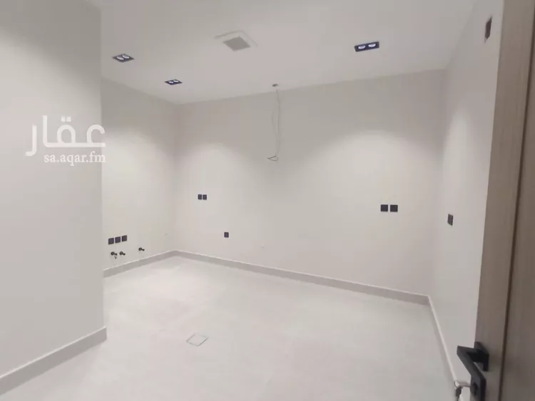 دور للبيع في شارع نجم الدين الأيوبي, حي السويدي, مدينة الرياض, منطقة الرياض صورة 4