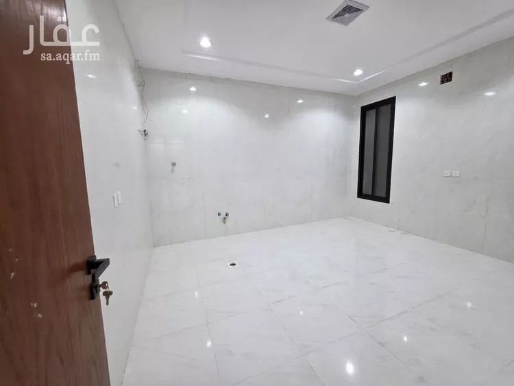 Floor for Sale in Riyadh Badr 11