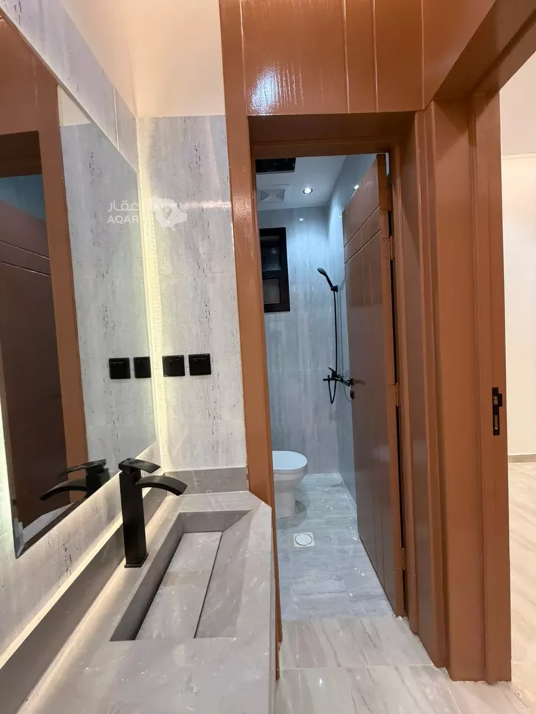 فيلا للبيع في شارع ابن خزرج, حي العريجاء الغربي, مدينة الرياض, منطقة الرياض 14