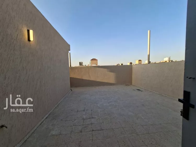 دور للبيع في شارع برهان الدين المرشدي, حي طويق, مدينة الرياض, منطقة الرياض صورة 3