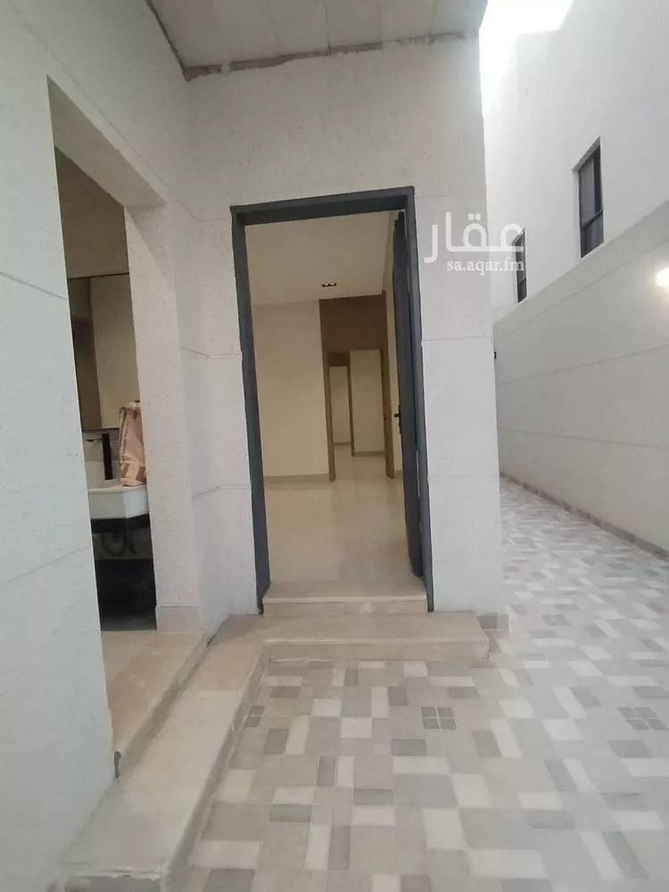 دور للبيع في شارع فارس العشيرة, حي طويق, مدينة الرياض, منطقة الرياض صورة 3