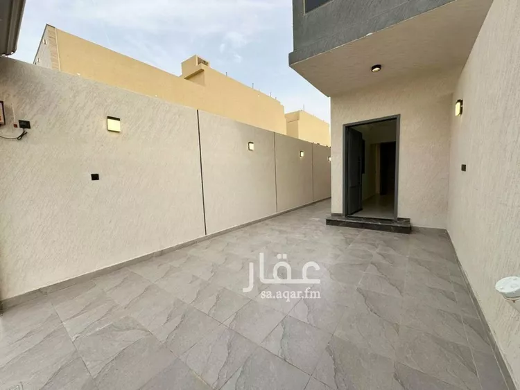 Floor for Sale in Riyadh Tuwaiq صورة 3