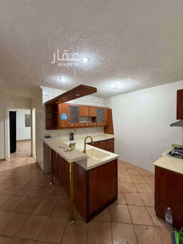 شقة للإيجار في شارع أم رومان, حي الضباط, مدينة الرياض, منطقة الرياض صورة 2