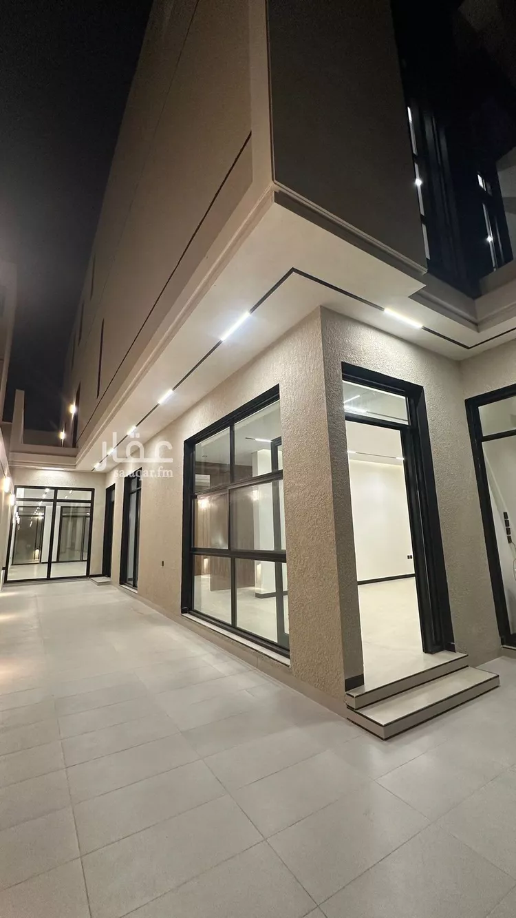 فيلا للبيع في شارع جبل الحضيرة, حي إشبيلية, مدينة الرياض, منطقة الرياض صورة 2