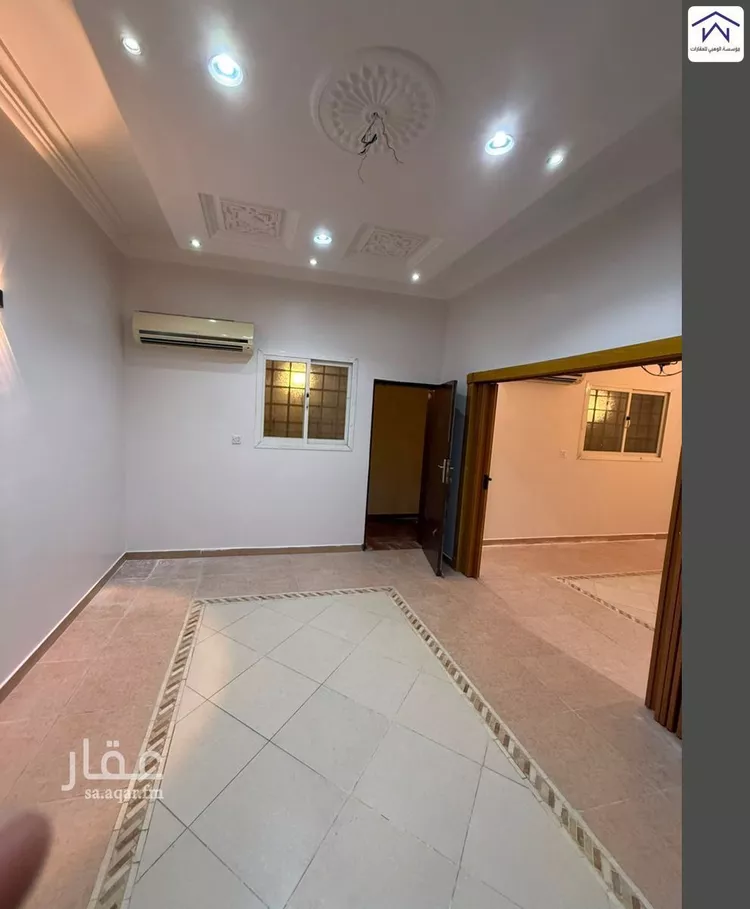 شقة للبيع في شارع الخزنة, حي إشبيلية, مدينة الرياض, منطقة الرياض صورة 2