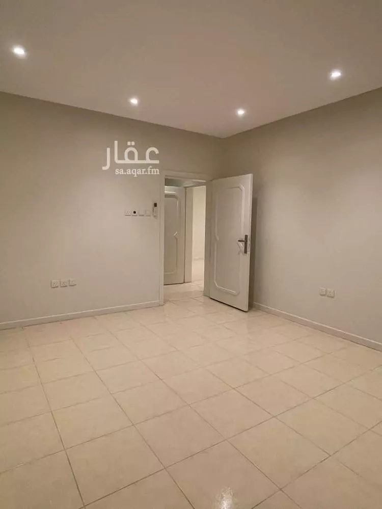 شقة للإيجار في شارع عمر التبريزي ، حي الملك فيصل ، الرياض ، منطقة الرياض صورة 5