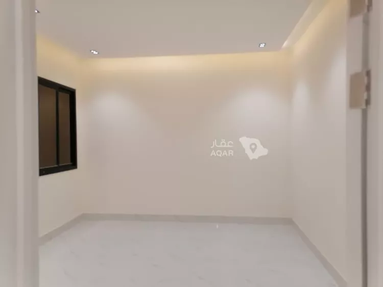 دور للبيع في شارع أبحير, حي طيبة, مدينة الرياض, منطقة الرياض صورة 2