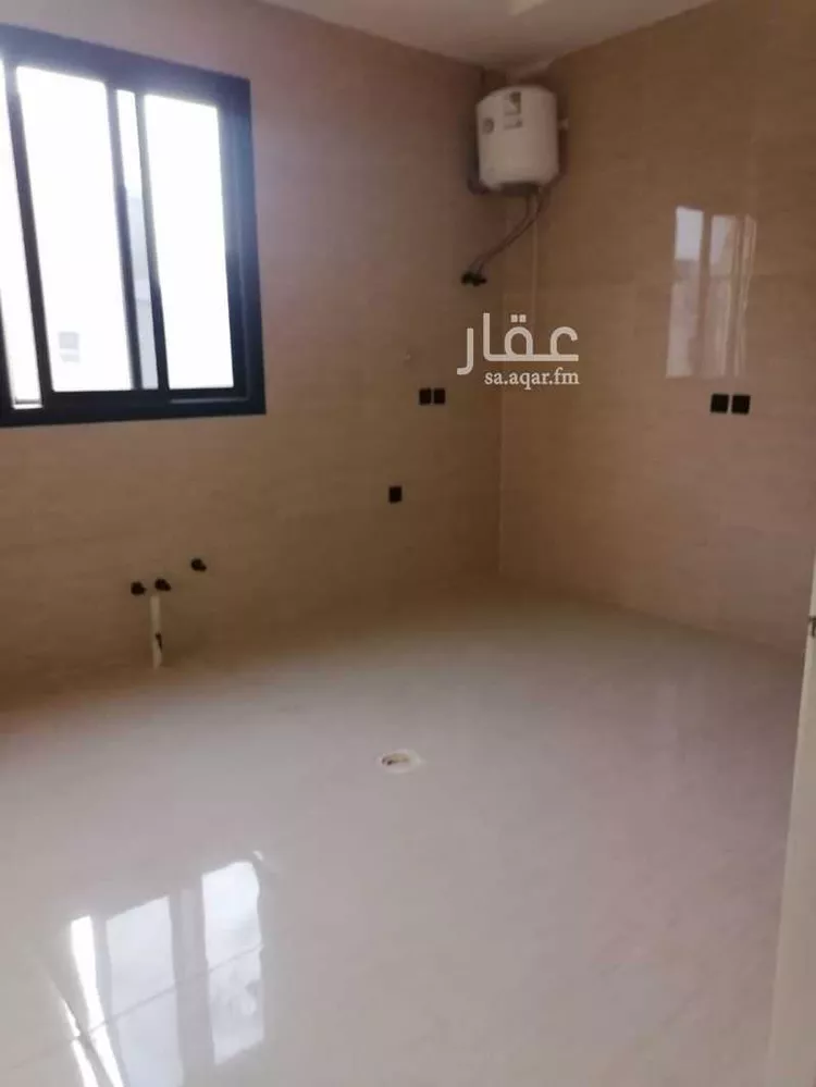 فيلا للبيع في شارع جبل المكبر, حي القادسية, مدينة الرياض, منطقة الرياض صورة 3