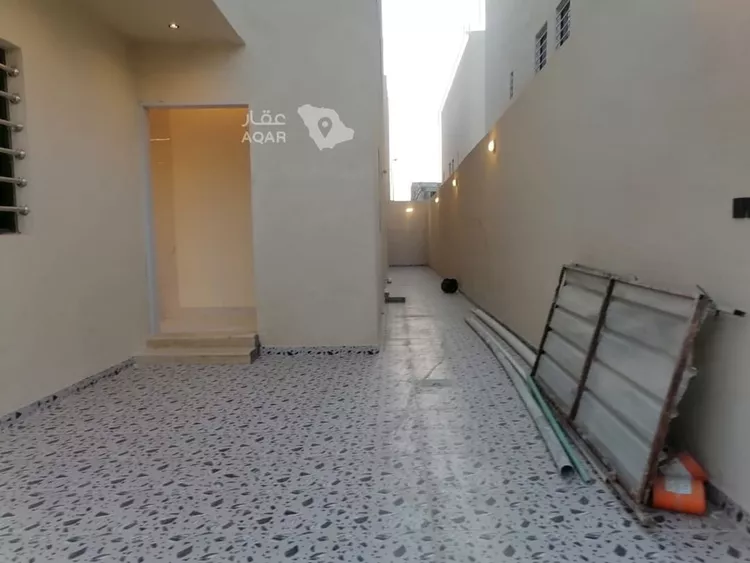 دور للبيع في شارع أبحير, حي طيبة, مدينة الرياض, منطقة الرياض 8