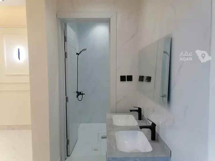 دور للبيع في شارع أبحير, حي طيبة, مدينة الرياض, منطقة الرياض صورة 4