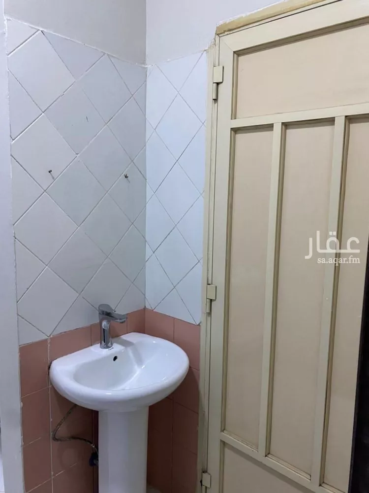 شقة للإيجار في شارع ابو سعيد النفيس, حي الجسر, مدينة الخبر, المنطقة الشرقية صورة 3