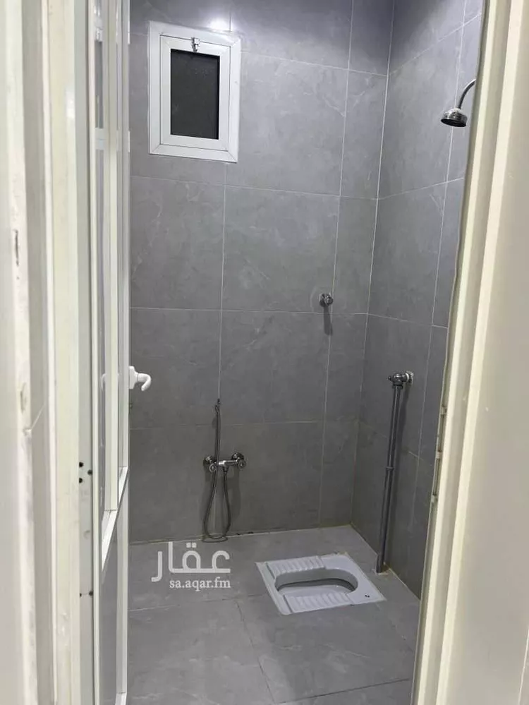 شقة للإيجار في شارع شارع سعود بن جلوي, حي اليرموك, مدينة رفحاء, منطقة الحدود الشماليه صورة 5