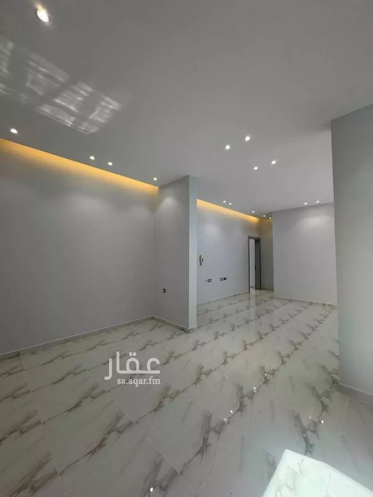 Floor for Rent in Riyadh Al Aziziyah صورة 3