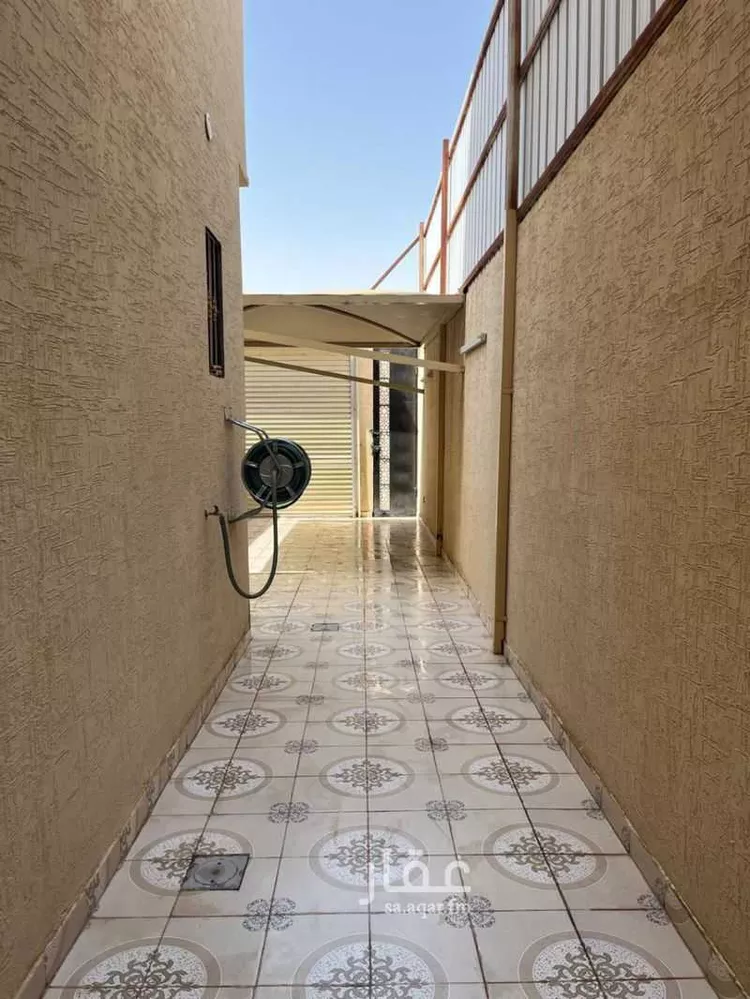 فيلا للبيع في شارع ابن شاكر, حي طيبة, مدينة الرياض, منطقة الرياض صورة 2