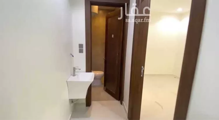 عمارة للإيجار في شارع عبداللطيف الحسيني, حي أم الحمام الغربي, مدينة الرياض, منطقة الرياض صورة 3