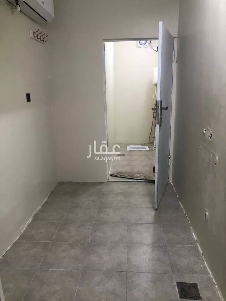 غرفة للإيجار في شارع محمد بن المنذر, حي إشبيلية, مدينة الرياض, منطقة الرياض صورة 3