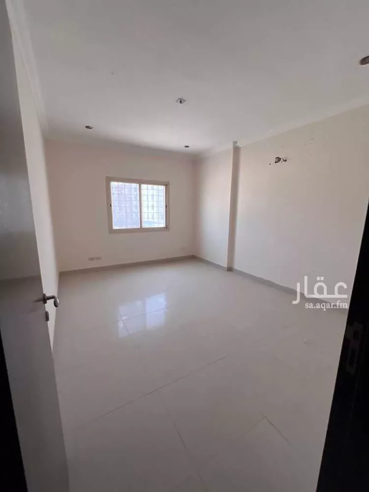 شقة للإيجار في شارع بقيق ، حي الحمراء ، الخبر ، الخبر صورة 2