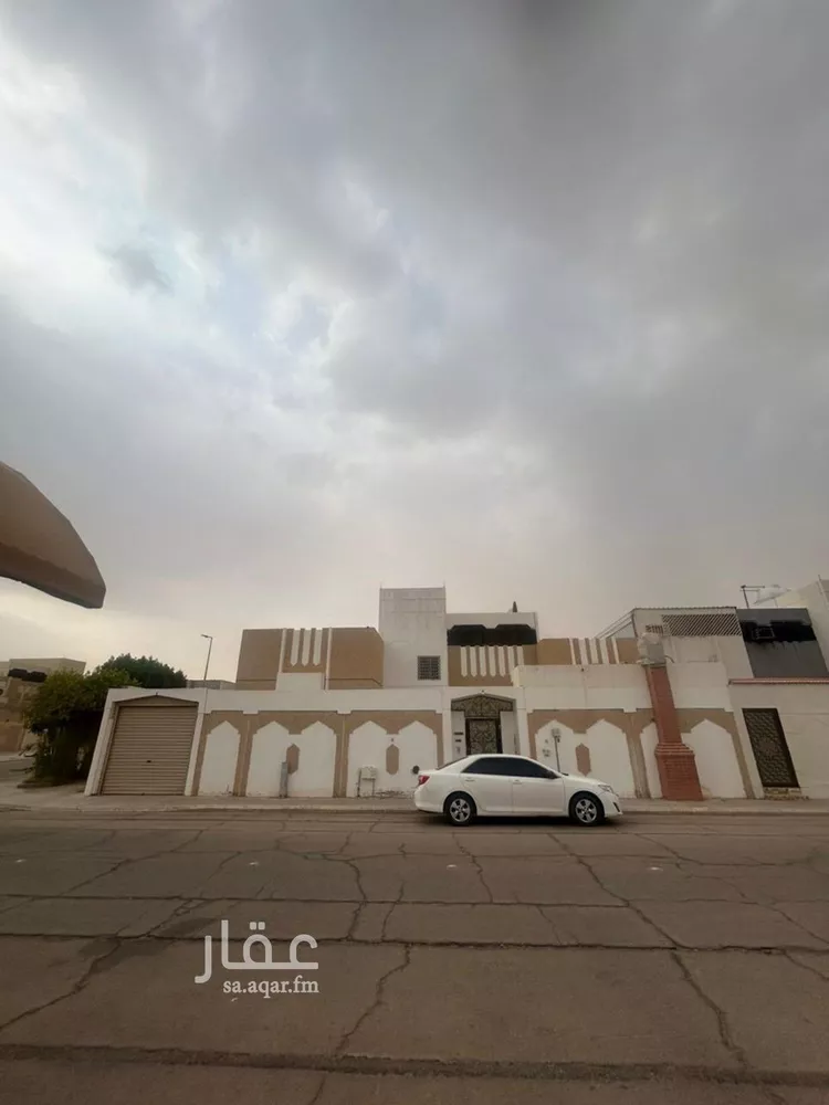 دور للبيع في شارع محمد بن الحنفيه, حي الإسكان, مدينة بريده, منطقة القصيم صورة 2