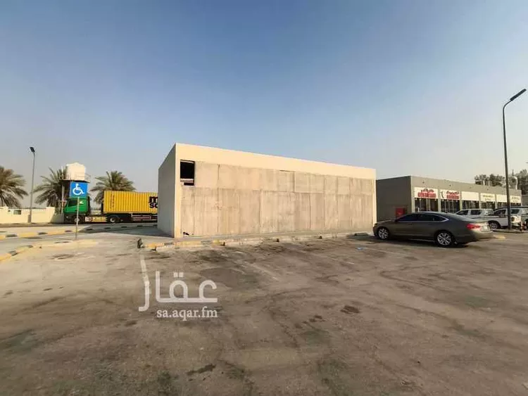 محل للإيجار في شارع طريق الكويت البحرين (ابوحدرية), حي مزارع الدسمه, مدينة مزارع الدسمه, المنطقة الشرقية صورة 3