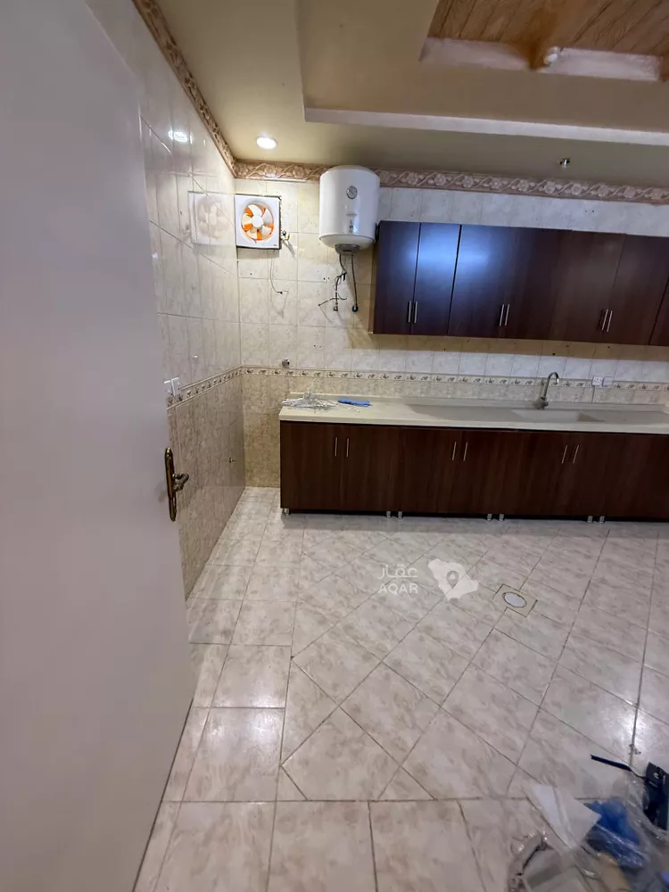 شقة للإيجار في شارع ريدة, حي بدر, مدينة الرياض, منطقة الرياض 8