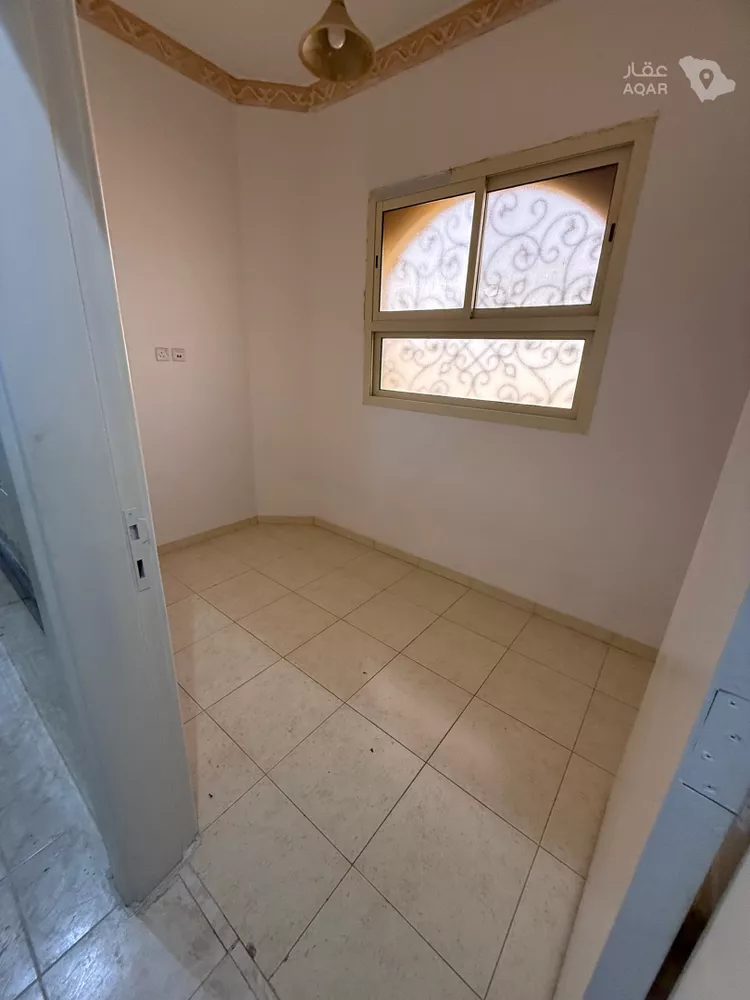 شقة للإيجار في شارع ريدة, حي بدر, مدينة الرياض, منطقة الرياض 16