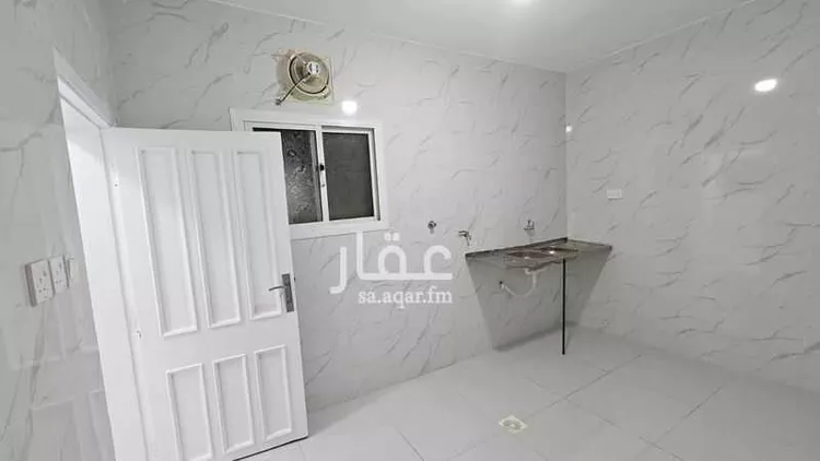 شقة للإيجار في شارع القنديل, حي العزيزية, مدينة جدة, منطقة مكة المكرمة صورة 4